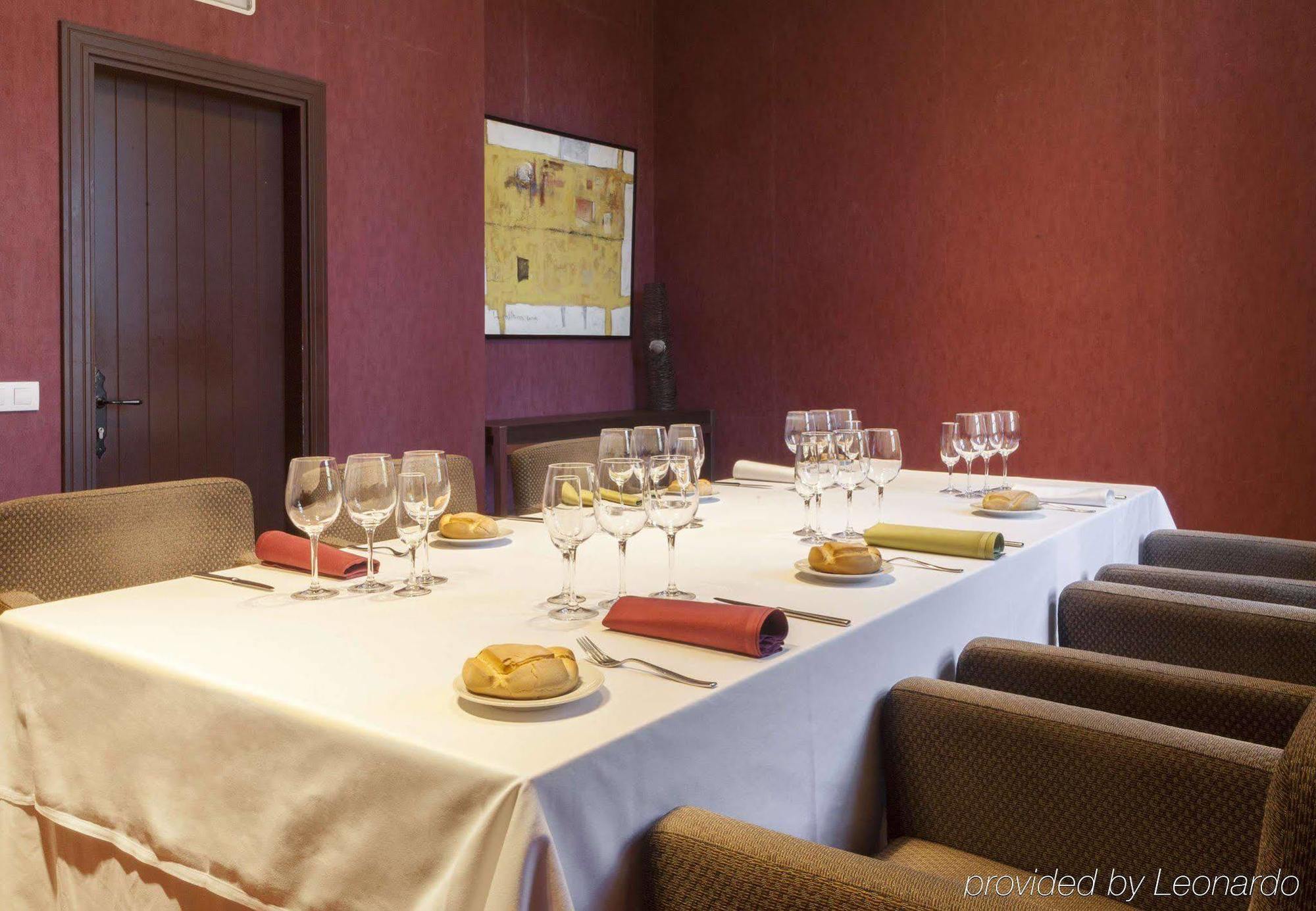 Ac Hotel Palacio De Santa Ana By Marriott Valladolid Ngoại thất bức ảnh Tasting room